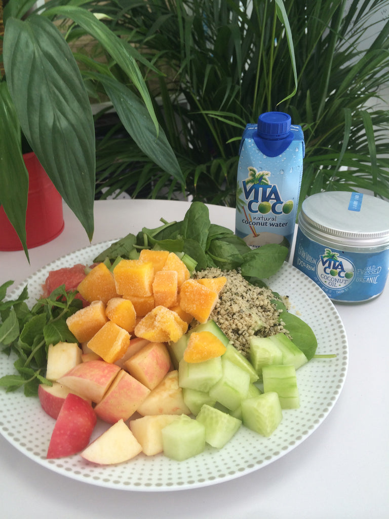 Hion green powder hemp protein vegan smoothie